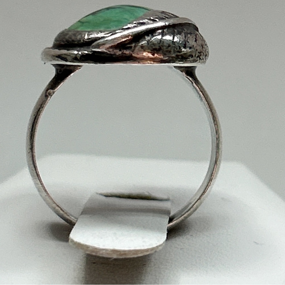 Vintage Southwestern Turquoise Sterling Silver Ring - Picture 2 of 12